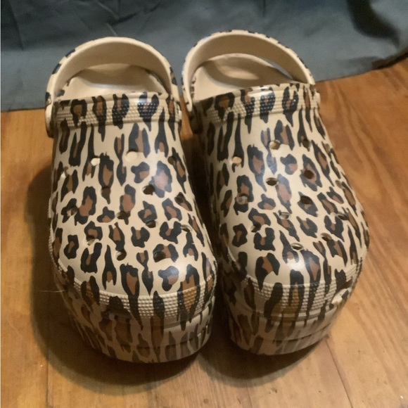 Platform crocs - Picture 1 of 3